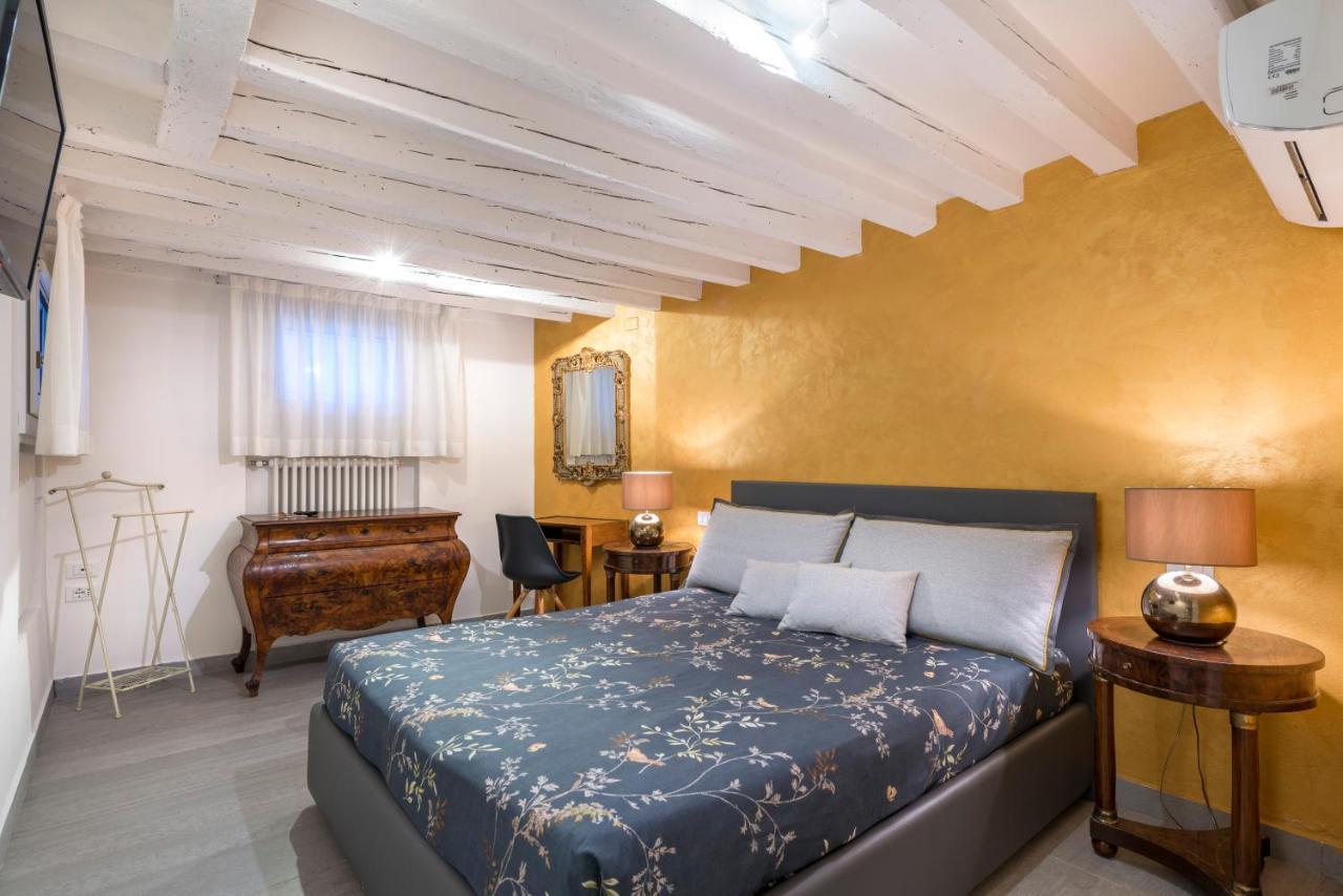 Tre Elementi, Guest House Close The Grand Canal เวนิส ภายนอก รูปภาพ